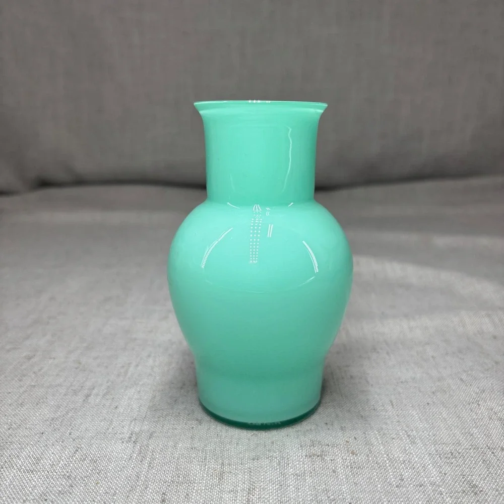 Carlo Moretti Murano Italy Turquoise Mint Opaline Hand Blown Glass Vase MCM 5